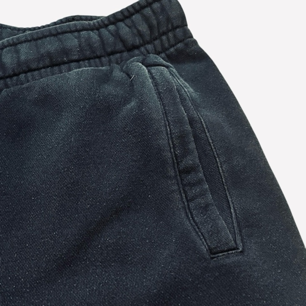 Nike Sz Large 100% Cotton Black Shorts Bottoms Pockets Logo Drawstring Men - Picture 3 of 7